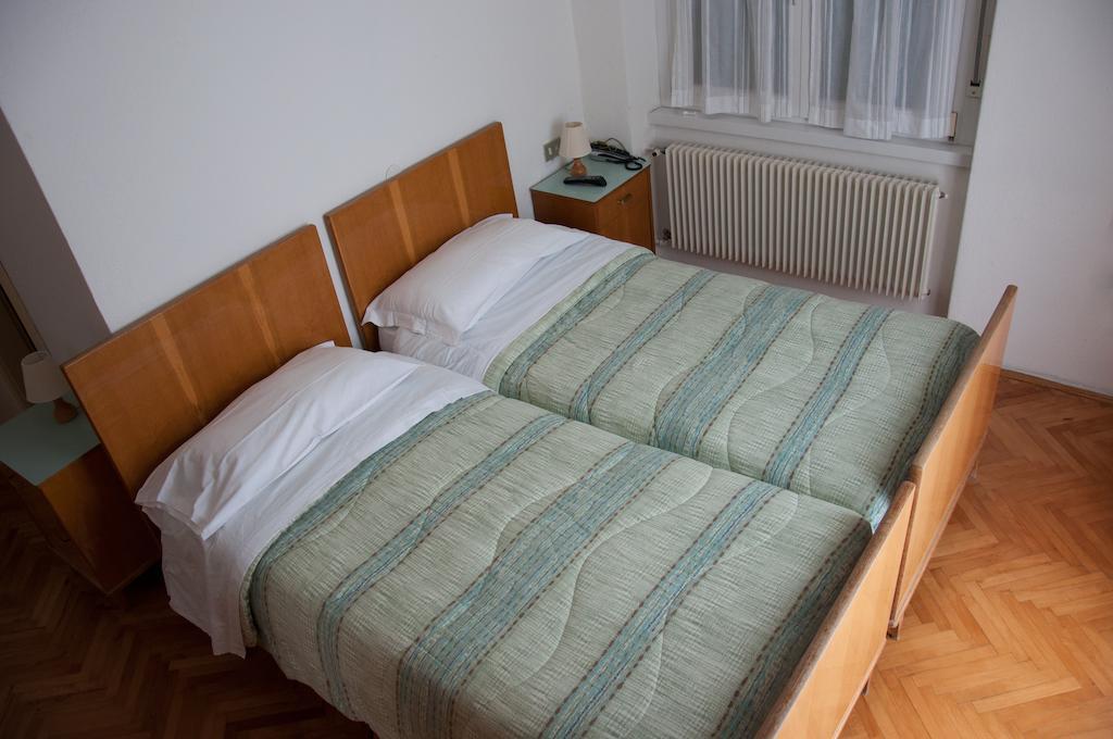 Albergo Italia Molveno Zimmer foto